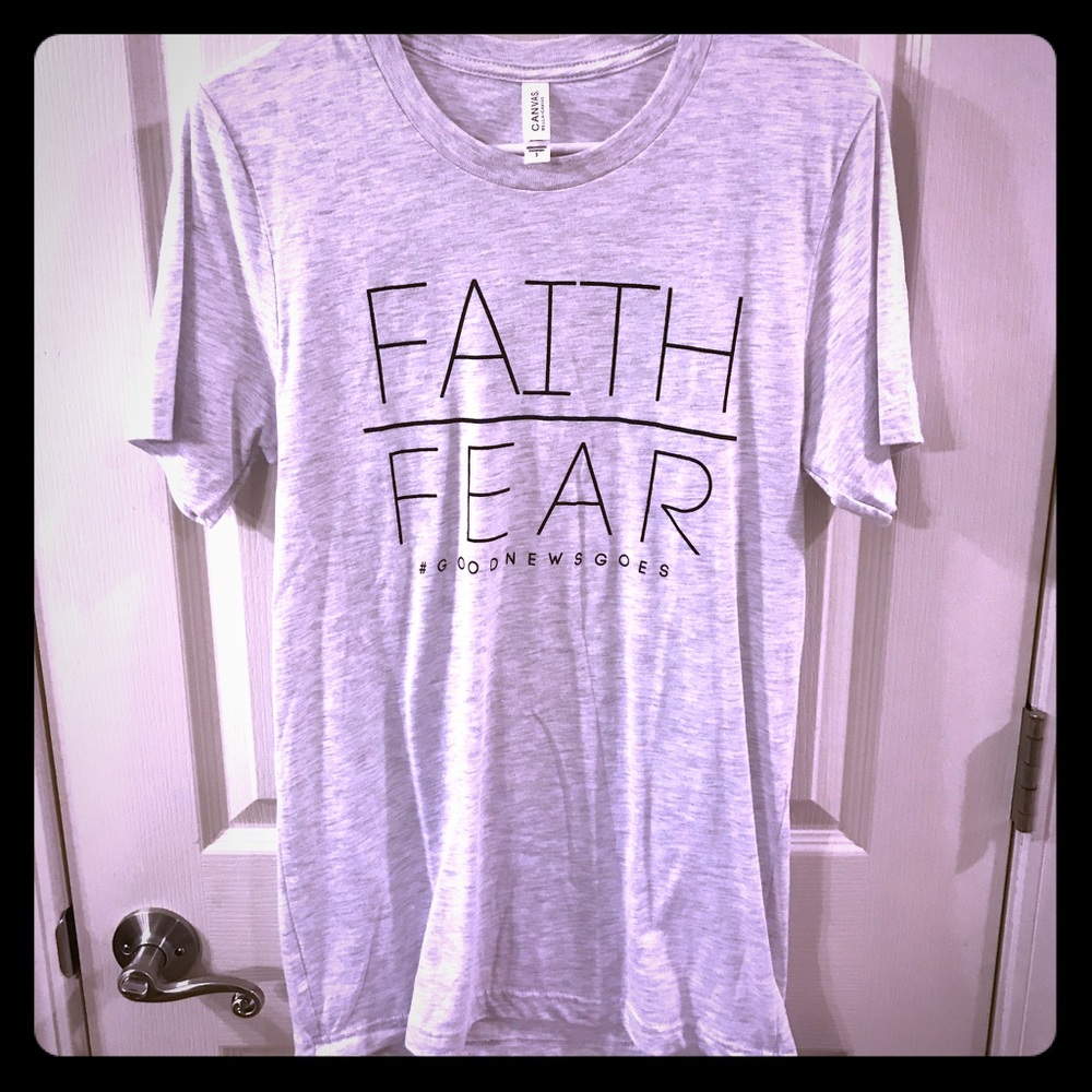 Graphic tee